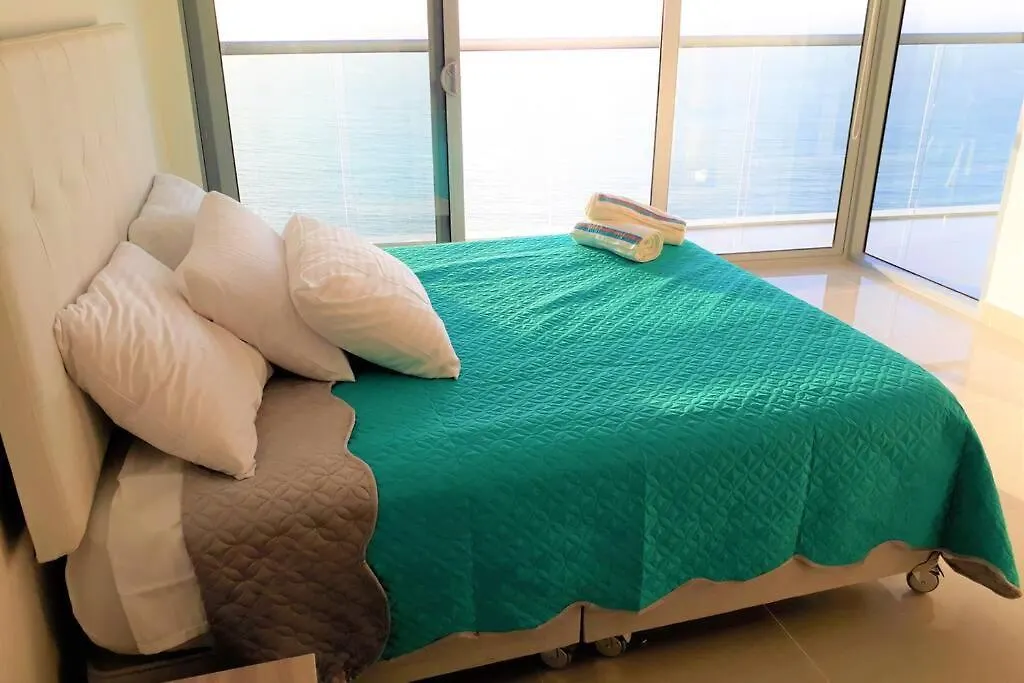Piso 41 Boca Grande Hermosa Vista Al Mar, Bahia Y Ciudad Amurallada Limpieza Y Registro Gratis Para Estadias Superiores A Dos Noches